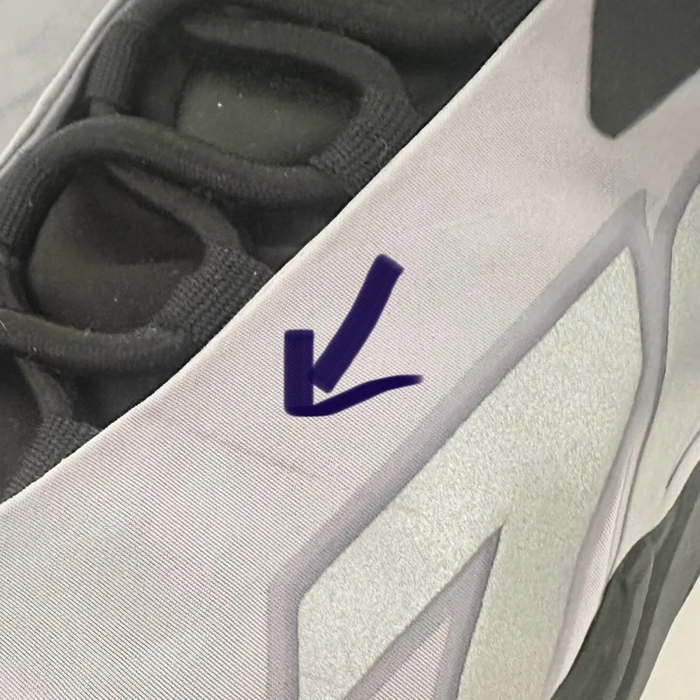 Adidas Yeezy 700 MNVN Shoes Size 7.5 Mens/9Women's Geode/Black GW9526 YZY 700